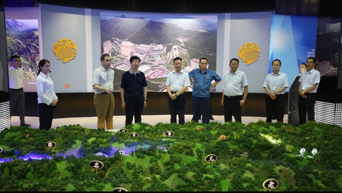 省人大常委會(huì)黨組書記、副主任王璽玉一行蒞臨金徽股份視察項(xiàng)目建設(shè)工作
